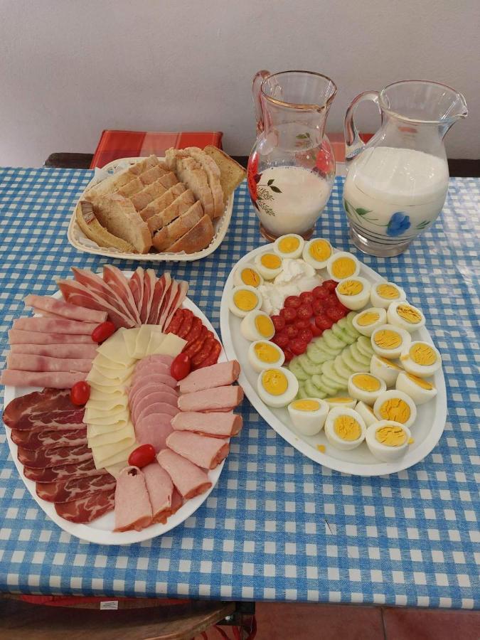 Apartman Milica Golubic  Экстерьер фото